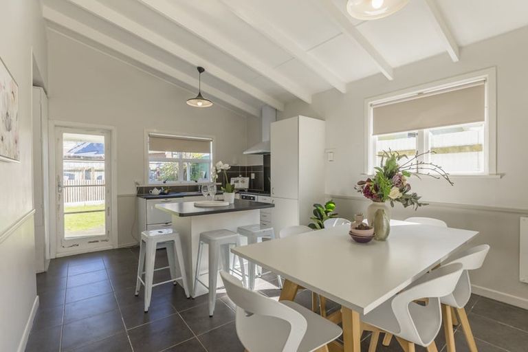 Photo of property in 7a Watson Drive, Paraparaumu Beach, Paraparaumu, 5032