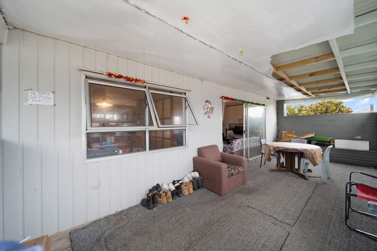 Photo of property in 32 Idlewild Avenue, Mangere, Auckland, 2022