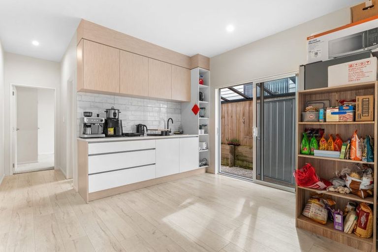 Photo of property in 42 Lime Hill Rise, Flat Bush, Auckland, 2019