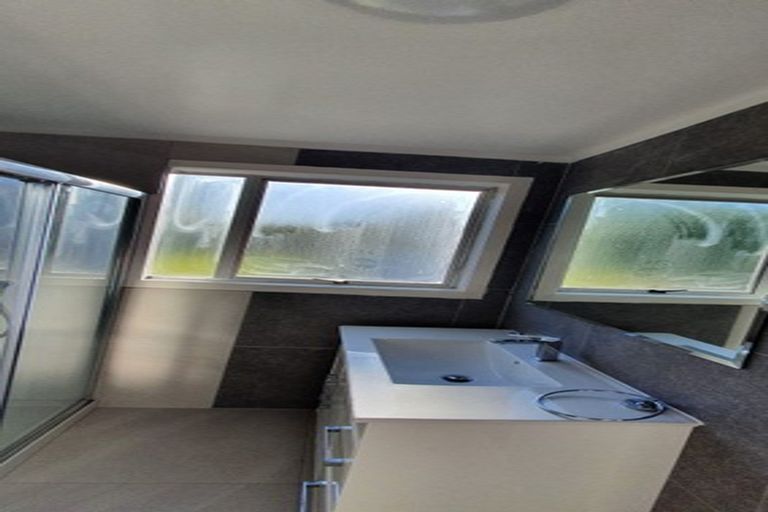 Photo of property in 1/9 Miro Street, New Lynn, Auckland, 0600