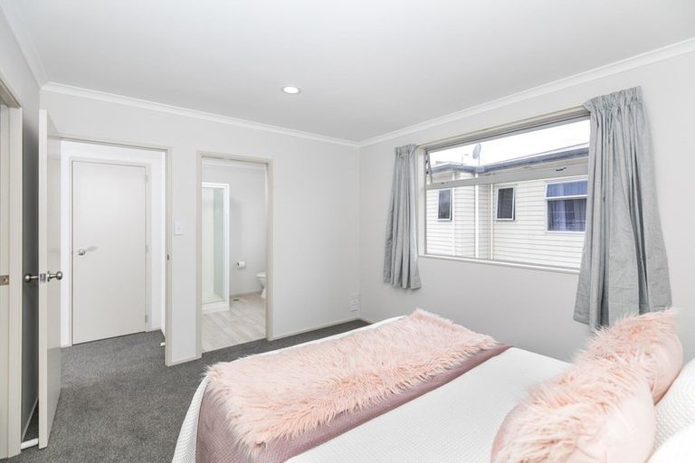 Photo of property in 11u4 Beatty Street, Melville, Hamilton, 3206
