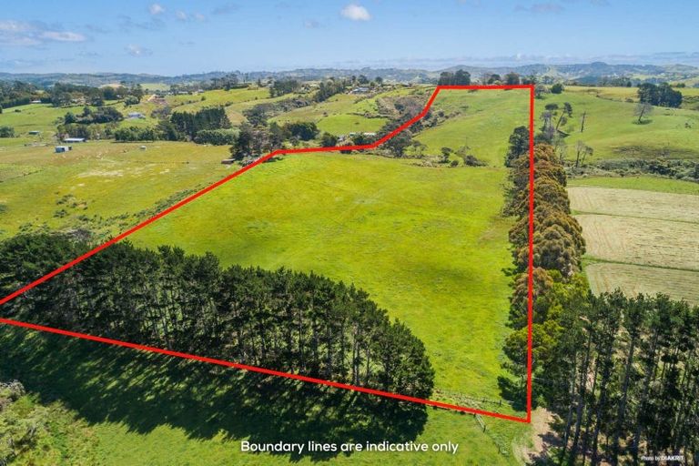 Photo of property in 141 Amreins Road, Taupaki, Henderson, 0782