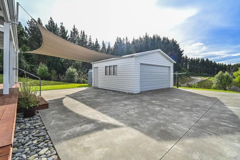 Photo of property in 438 Aropaoanui Road, Tangoio, Napier, 4181