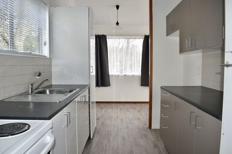 Photo of property in 3 Garton Drive, Massey, Auckland, 0614