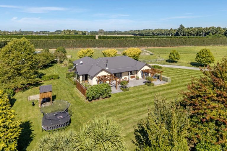 Photo of property in 1/736 Sandy Knolls Road, West Melton, Christchurch, 7675