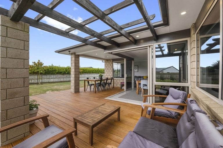 Photo of property in 20 Larlin Drive, Hawera, 4675