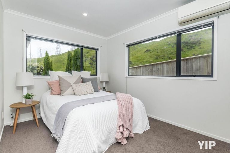 Photo of property in 28 Cheetwood Street, Churton Park, Wellington, 6037