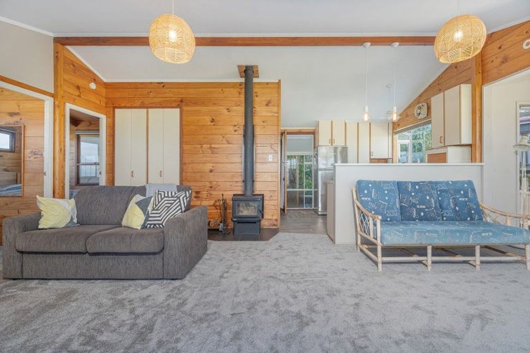 Photo of property in 3 Puketitiro Place, Wharekaho, Whitianga, 3592