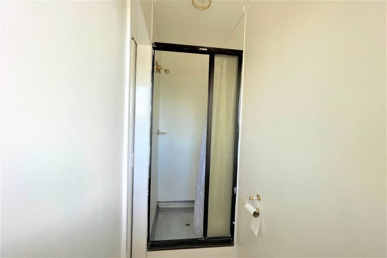 Photo of property in 2/17 Morrow Avenue, Bucklands Beach, Auckland, 2012