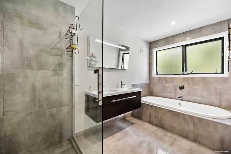 Photo of property in 39 Paerata Road, Pukekohe, 2120