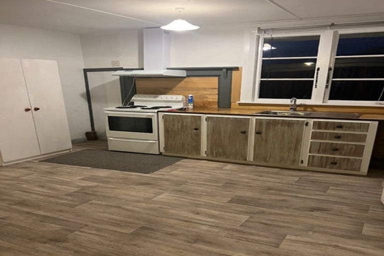 Photo of property in 24 Main Street, Reefton, 7830