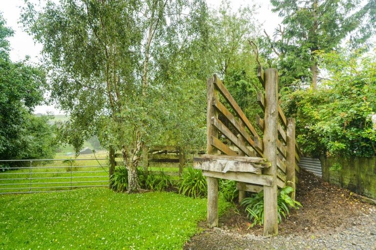 Photo of property in 82 Halcombe Road, Feilding, 4775