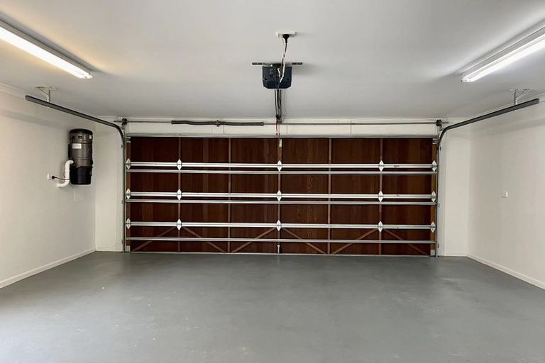 Photo of property in 6 Oak Bark Drive, Schnapper Rock, Auckland, 0632