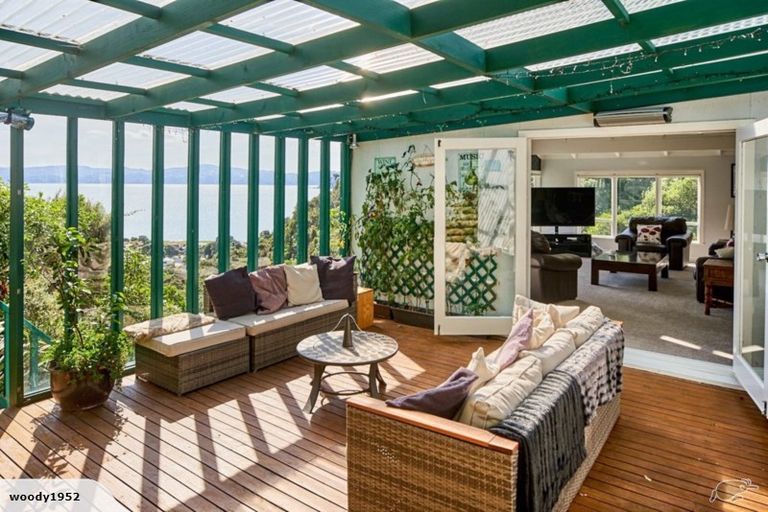 Photo of property in 55 Rona Street, Eastbourne, Lower Hutt, 5013