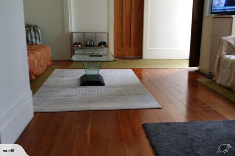 Photo of property in 75 Todman Street, Brooklyn, Wellington, 6021