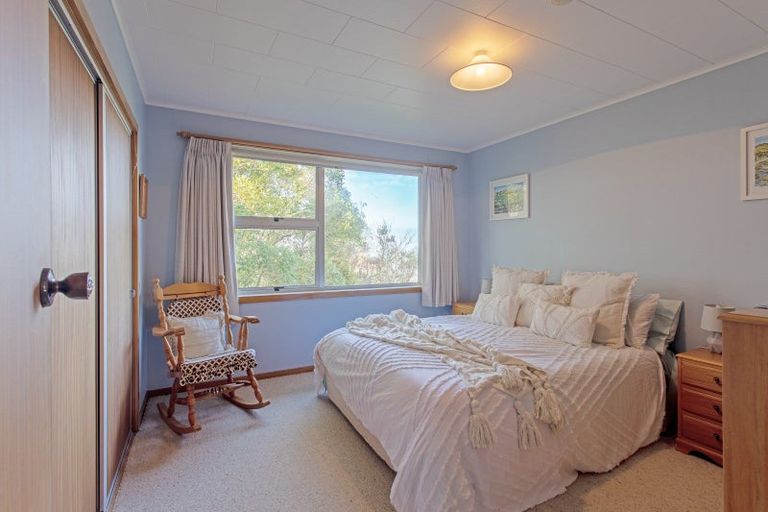 Photo of property in 6 Domain Road, Waipawa, 4210