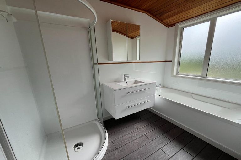 Photo of property in 103 Craig Road, Newstead, Hamilton, 3286