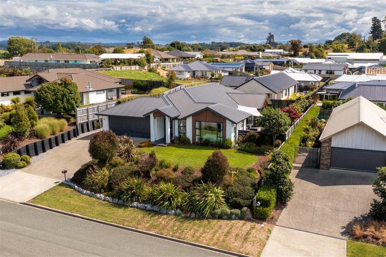 Photo of property in 7 Catherine Road, Mapua, 7005