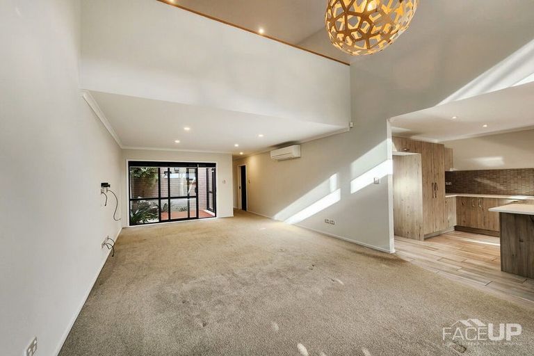 Photo of property in 28 Liquidambar Drive, Hobsonville, Auckland, 0616