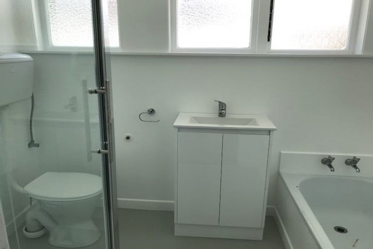 Photo of property in 11 Kowhai Street, Naenae, Lower Hutt, 5011