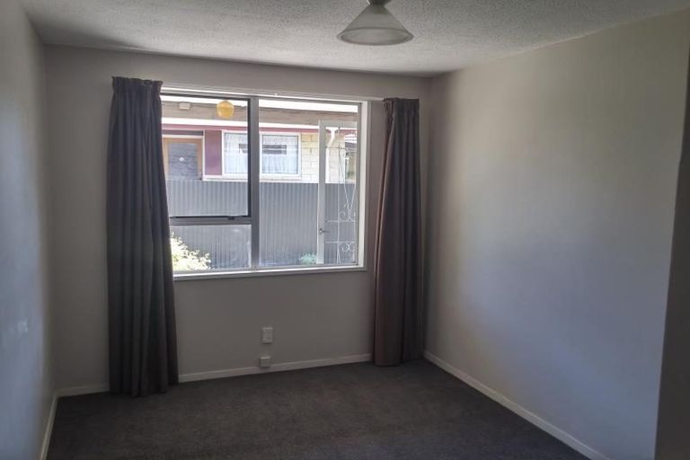 Photo of property in 1/21 Wyatt Place, Russley, Christchurch, 8042