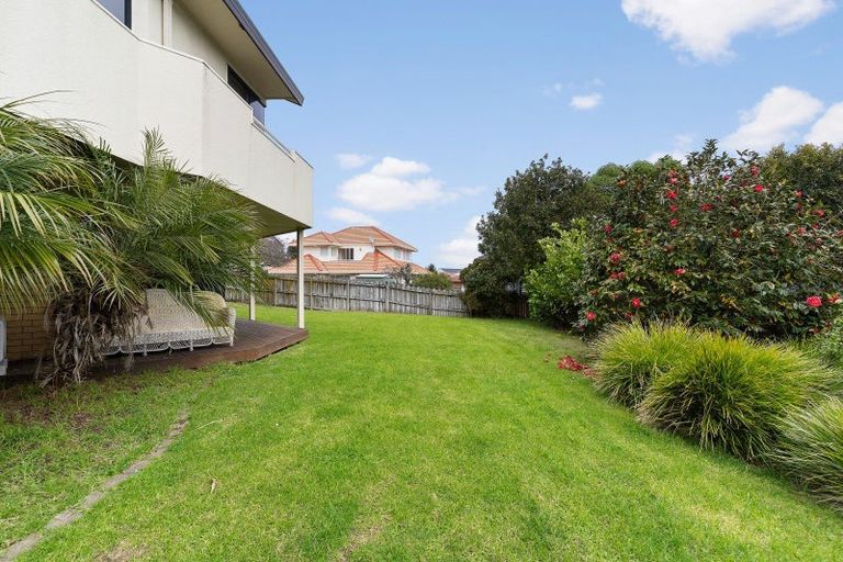Photo of property in 8 Chiania Place, Somerville, Auckland, 2014
