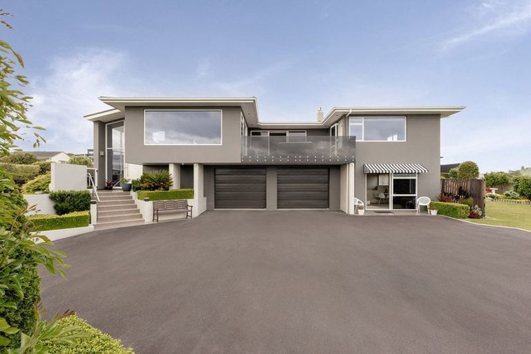 Photo of property in 98 Waikite Road, Welcome Bay, Tauranga, 3175