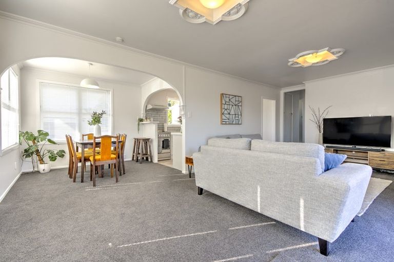 Photo of property in 17 Fitzroy Avenue, Fitzroy, Hamilton, 3206
