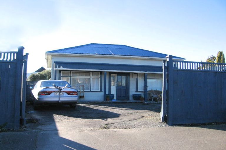 Photo of property in 17g Albert Street, Palmerston North, 4414