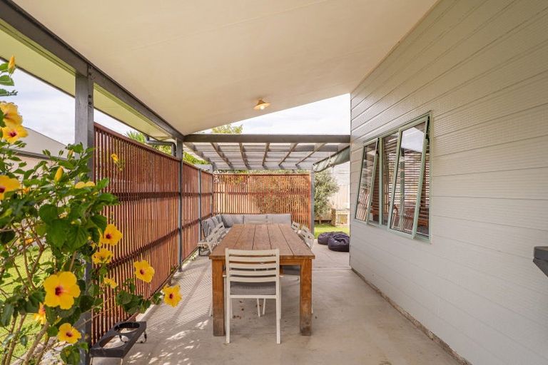 Photo of property in 17 Endeavour Close, Whitianga, 3510