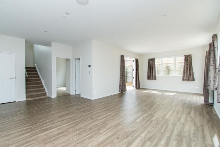 Photo of property in 27 Edgewater Drive, Karaka, Papakura, 2113