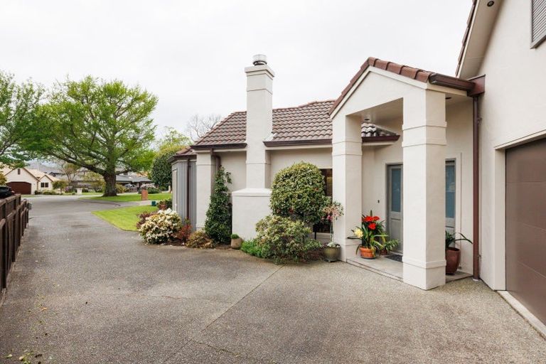 Photo of property in 11 Pastoral Lane, Hokowhitu, Palmerston North, 4410