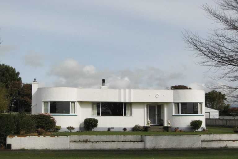 Photo of property in 451 Broadway, Stratford, 4332