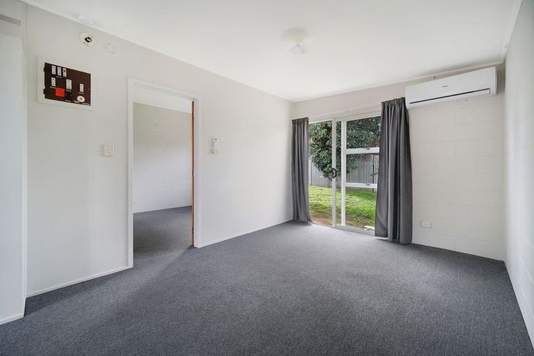 Photo of property in 1/21a Landscape Road, Papatoetoe, Auckland, 2025