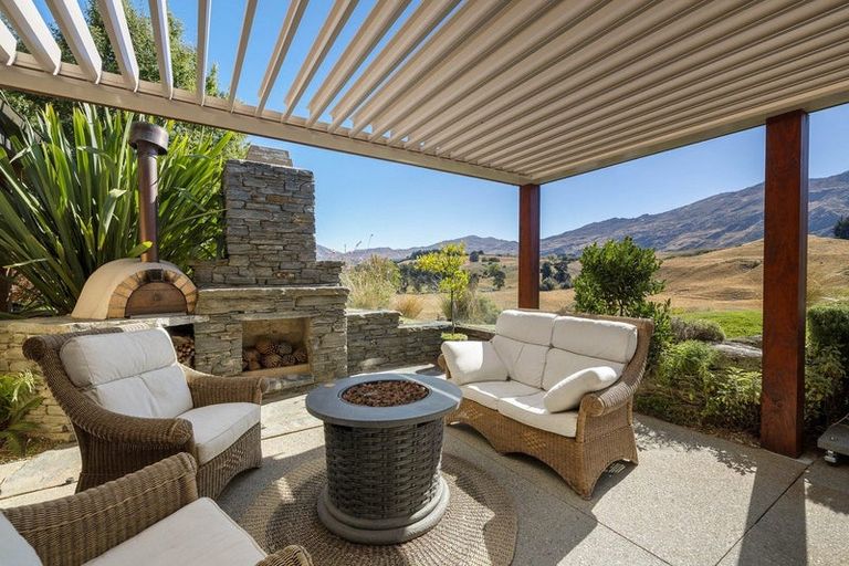 Photo of property in 376 Speargrass Flat Road, Speargrass Flat, Queenstown, 9371