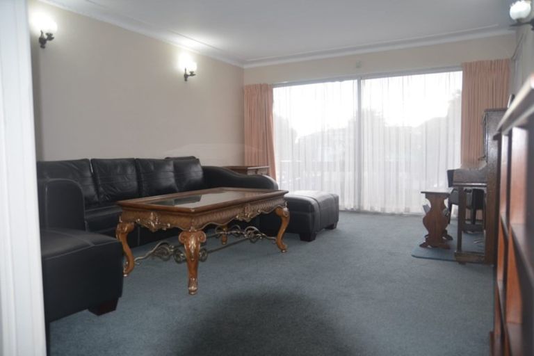 Photo of property in 40 Priestley Drive, Bucklands Beach, Auckland, 2014