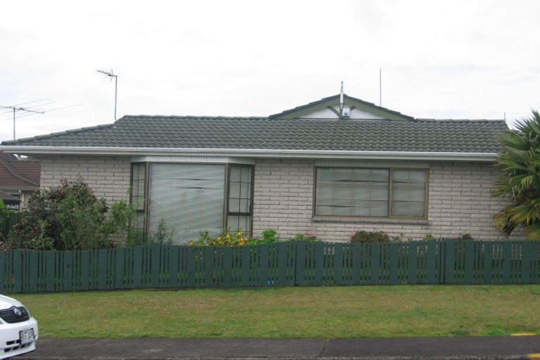 Photo of property in 3/4 Duke Street, Papakura, 2110