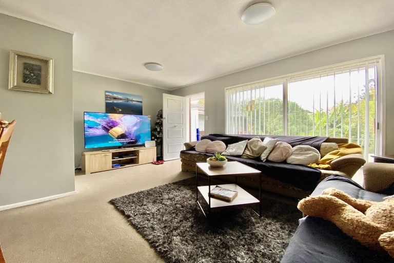Photo of property in 2/49a Landon Avenue, Mangere East, Auckland, 2024