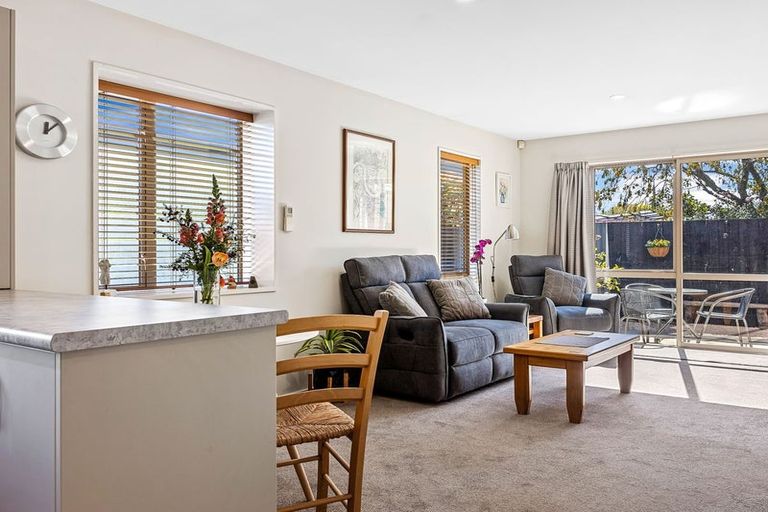 Photo of property in 2/25 Tilford Street, Woolston, Christchurch, 8062