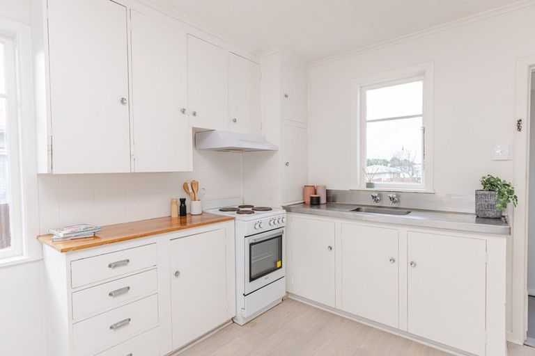 Photo of property in 68 Manuka Street, Castlecliff, Whanganui, 4501