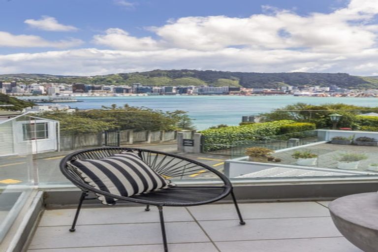 Photo of property in Alto Apartments, 2a/22 Telford Terrace, Oriental Bay, Wellington, 6011