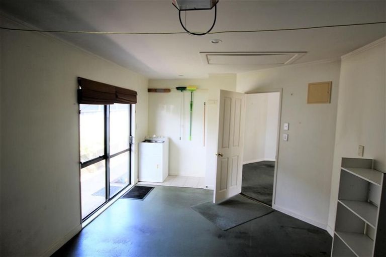 Photo of property in 12 Beatrice Avenue, Hillcrest, Auckland, 0627