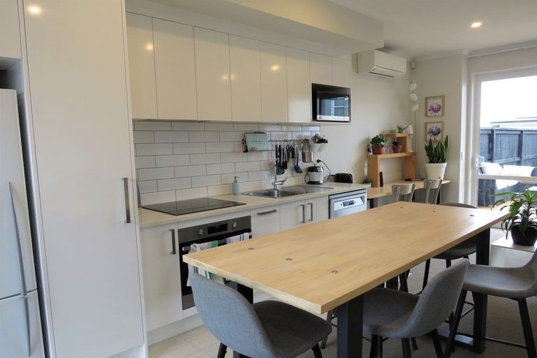 Photo of property in 23 Spotted Dove Road, Hobsonville, Auckland, 0616