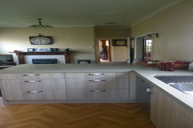 Photo of property in 15 Nichol Street, Heidelberg, Invercargill, 9812