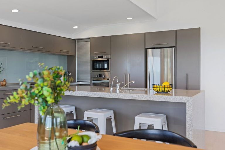 Photo of property in 1008 Papamoa Beach Road, Papamoa Beach, Papamoa, 3118