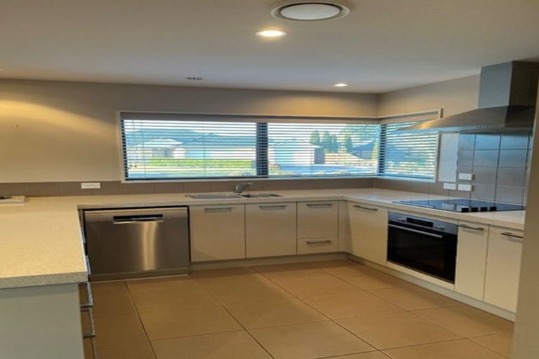 Photo of property in 12 Stationmasters Way, Prebbleton, 7604