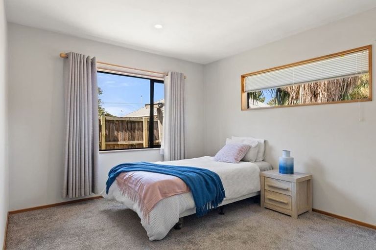 Photo of property in 3 Worthy Street, Ilam, Christchurch, 8041