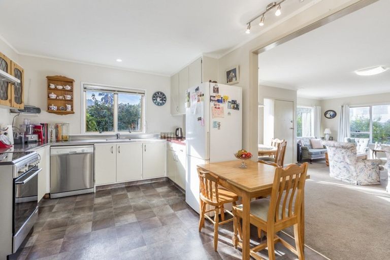 Photo of property in 1/468 Hibiscus Coast Highway, Orewa, 0931