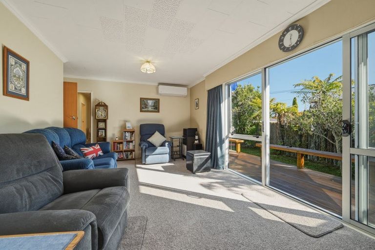 Photo of property in 5 Corilin Place, Mangakakahi, Rotorua, 3015