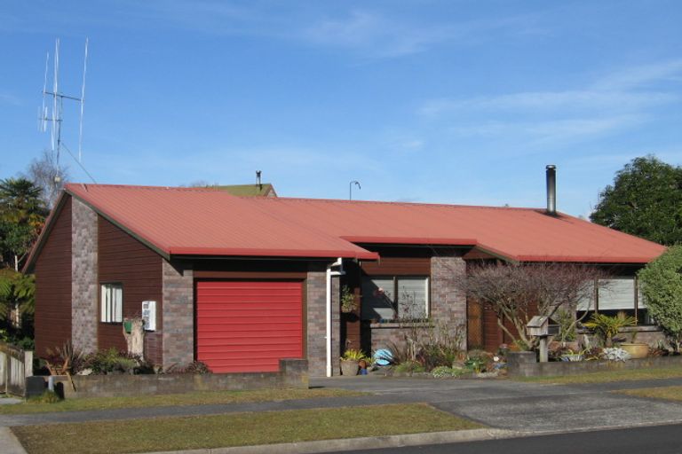 Photo of property in 74 Pelorus Street, Glenview, Hamilton, 3206